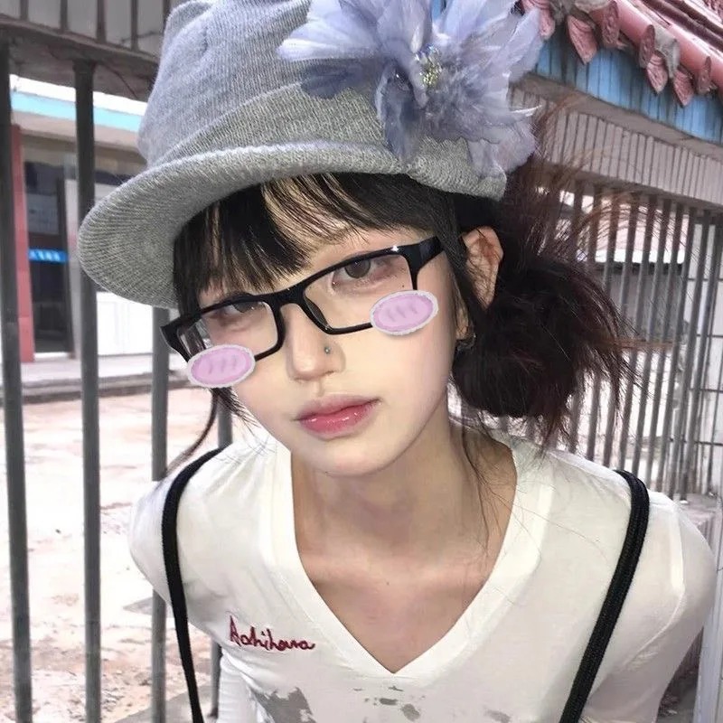 Cute Blush Glasses Anime Style - Anime Cosplay Girl Photo incelemesi ve fiyatı